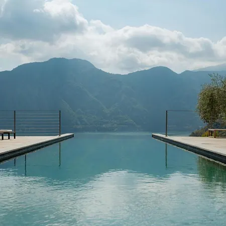 Splendid Propery - With Lovely Views Lenno